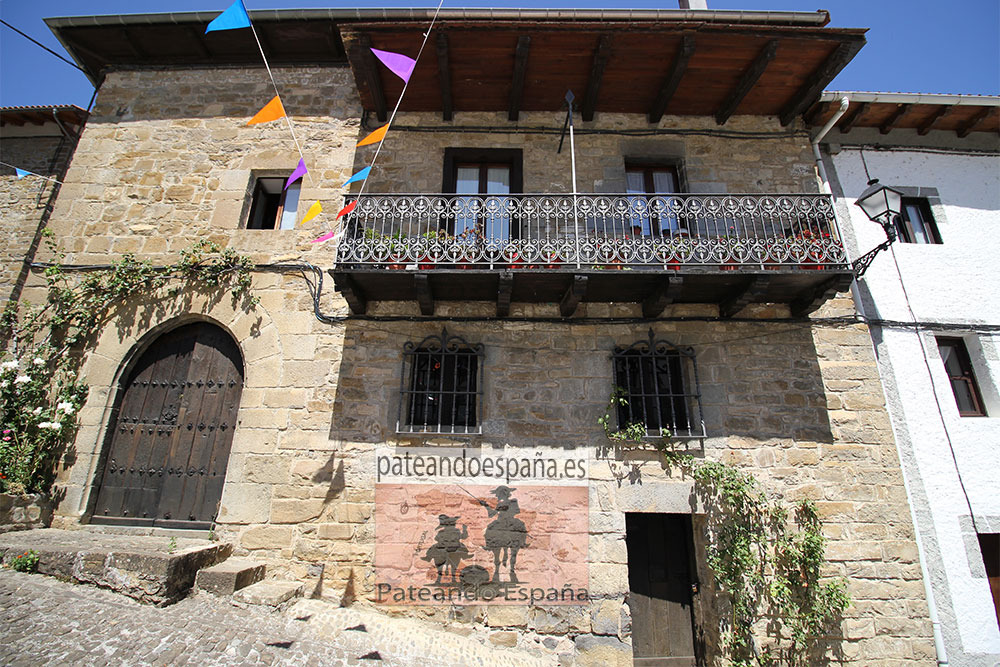 Esparza de Salazar o Espartza Zaraitzu